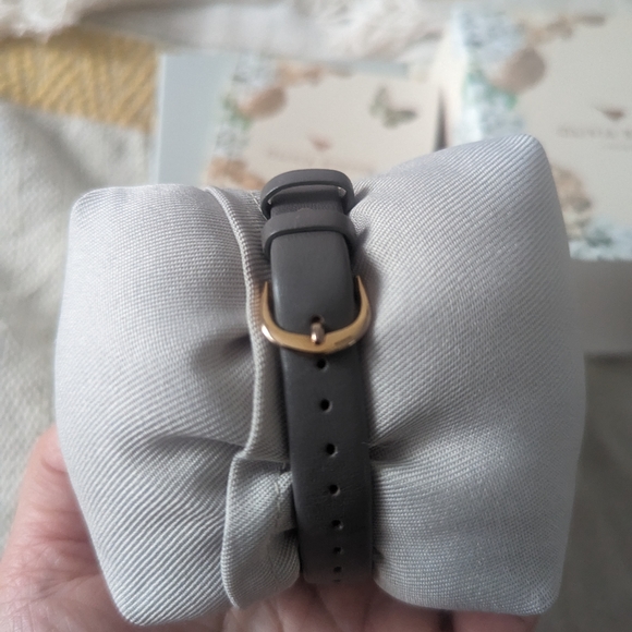 Olivia Burton abstract floral leather watch in grey and rose gold - Picture 3 of 6